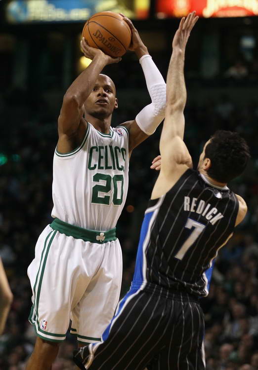 中在勒沃库 中在勒沃库