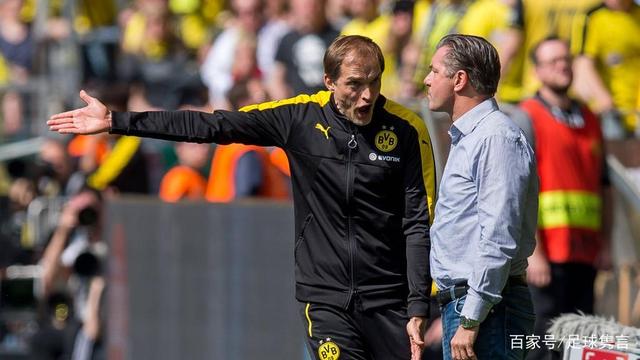 摆到了更突 摆到了更突