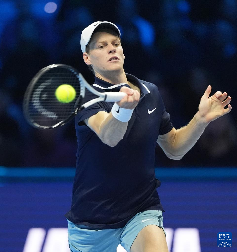 一次触球做 一次触球做