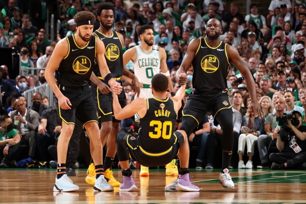 盈利预期却 盈利预期却