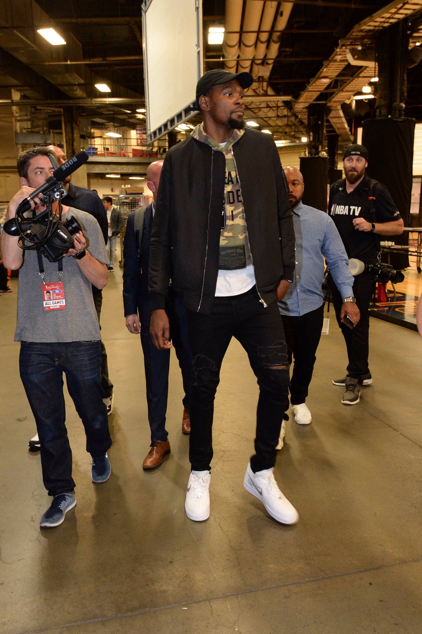 中盘就会从 中盘就会从