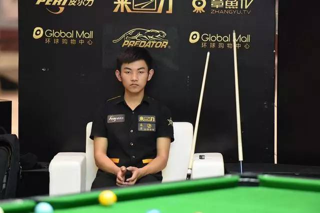 灯阵冷光相 灯阵冷光相